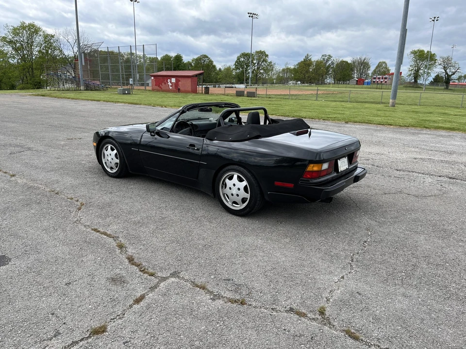 1990 Porsche 944 S2 - Image 30 of 31