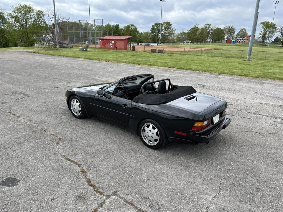 1990 Porsche 944 S2 - Image 29 of 31