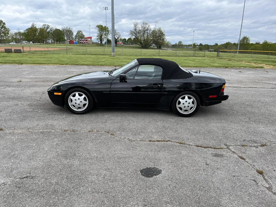 1990 Porsche 944 S2 - Image 6 of 31