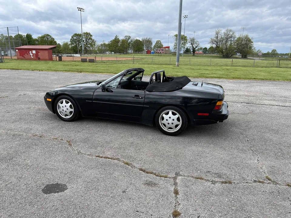 1990 Porsche 944 S2 - Image 28 of 31