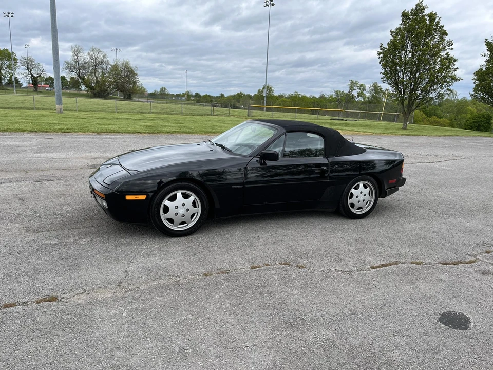 1990 Porsche 944 S2 - Image 4 of 31