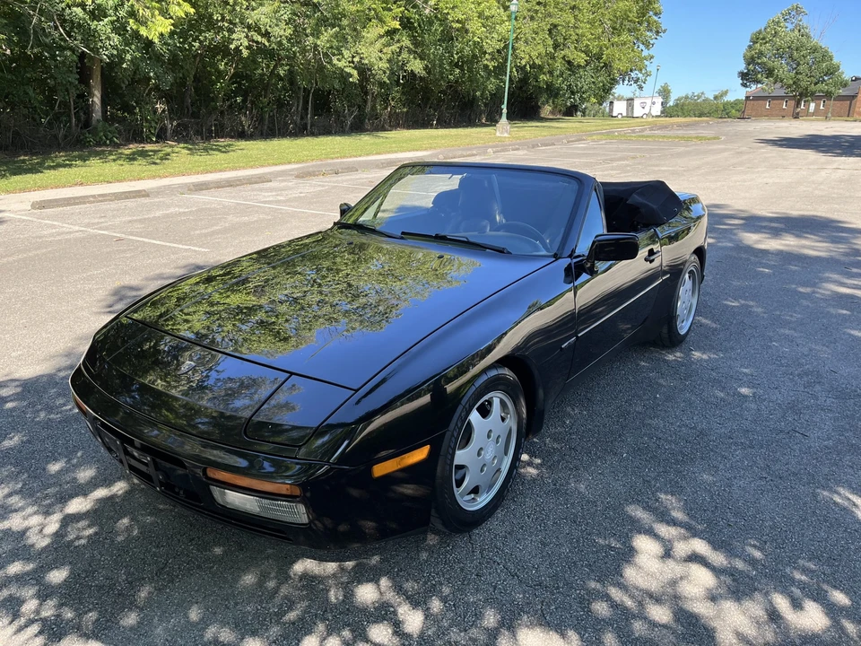 1990 Porsche 944 S2 - Image 3 of 31