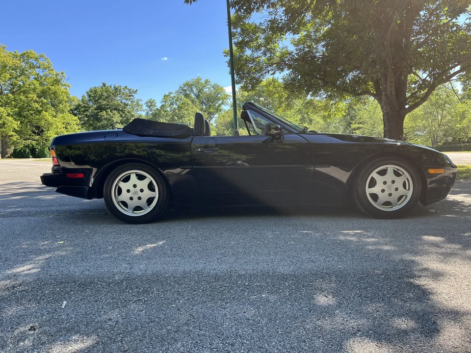 1990 Porsche 944 S2 - Image 13 of 31