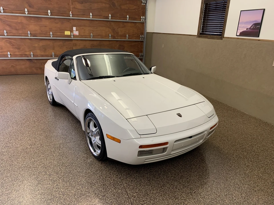 1990 Porsche 944 S2 - Image 24 of 31