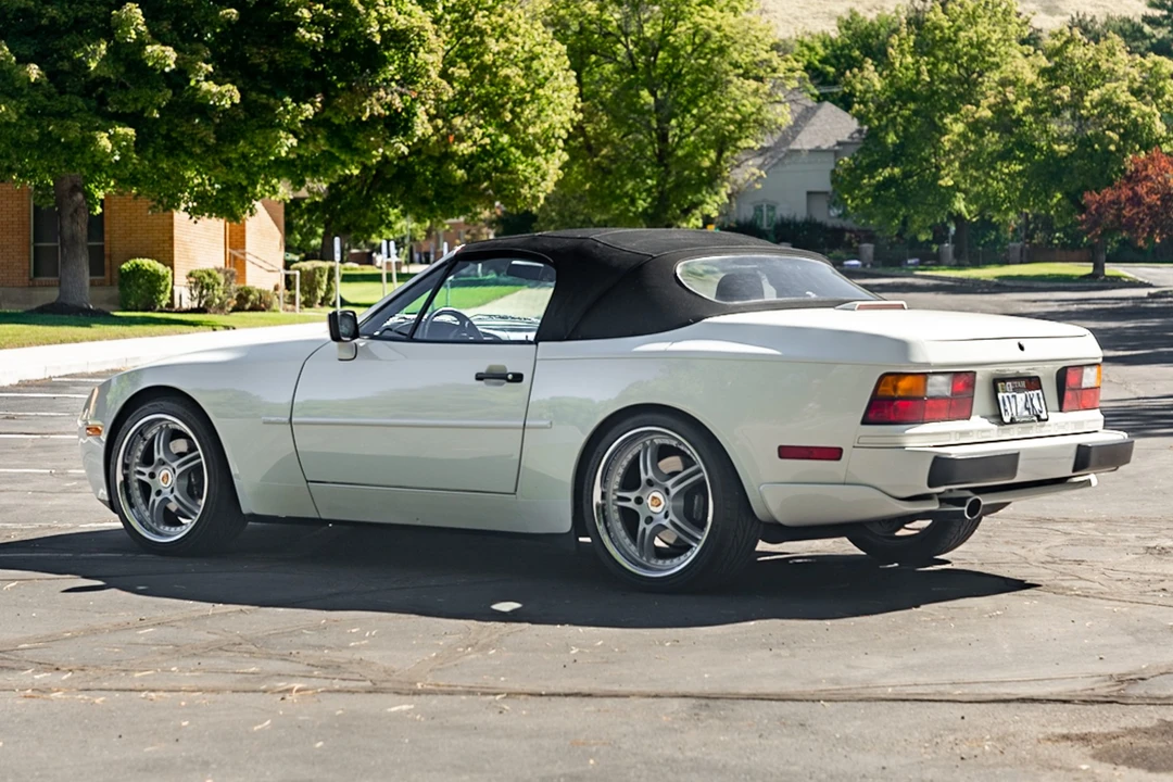 1990 Porsche 944 S2 - Image 16 of 31