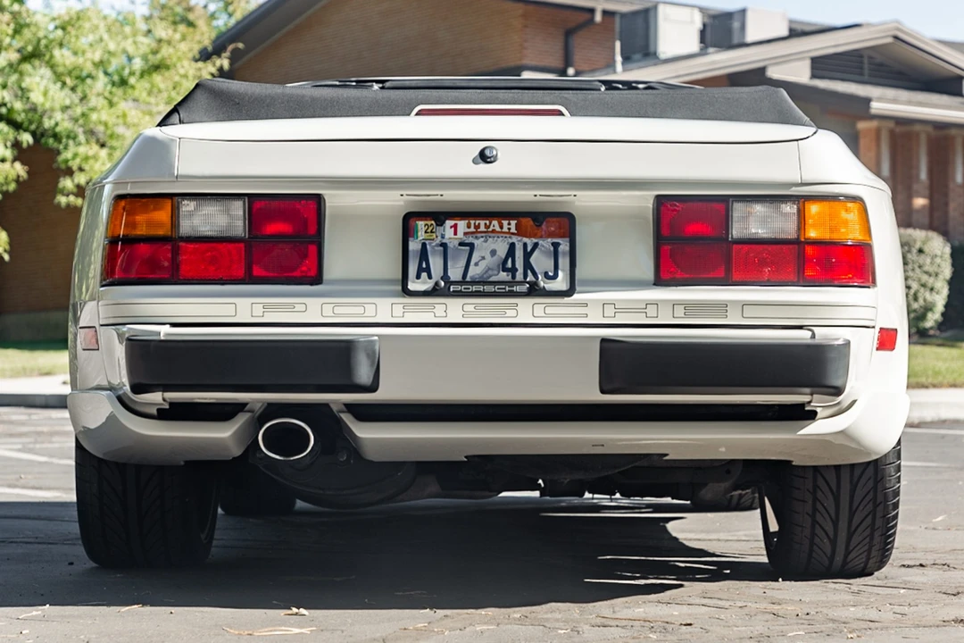 1990 Porsche 944 S2 - Image 7 of 31