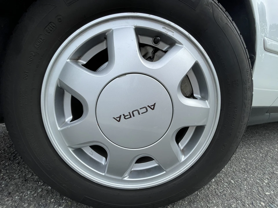 1991 Acura Legend 2nd Gen - Image 24 of 31