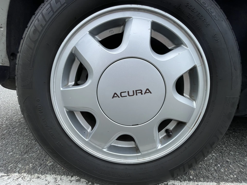 1991 Acura Legend 2nd Gen - Image 26 of 31