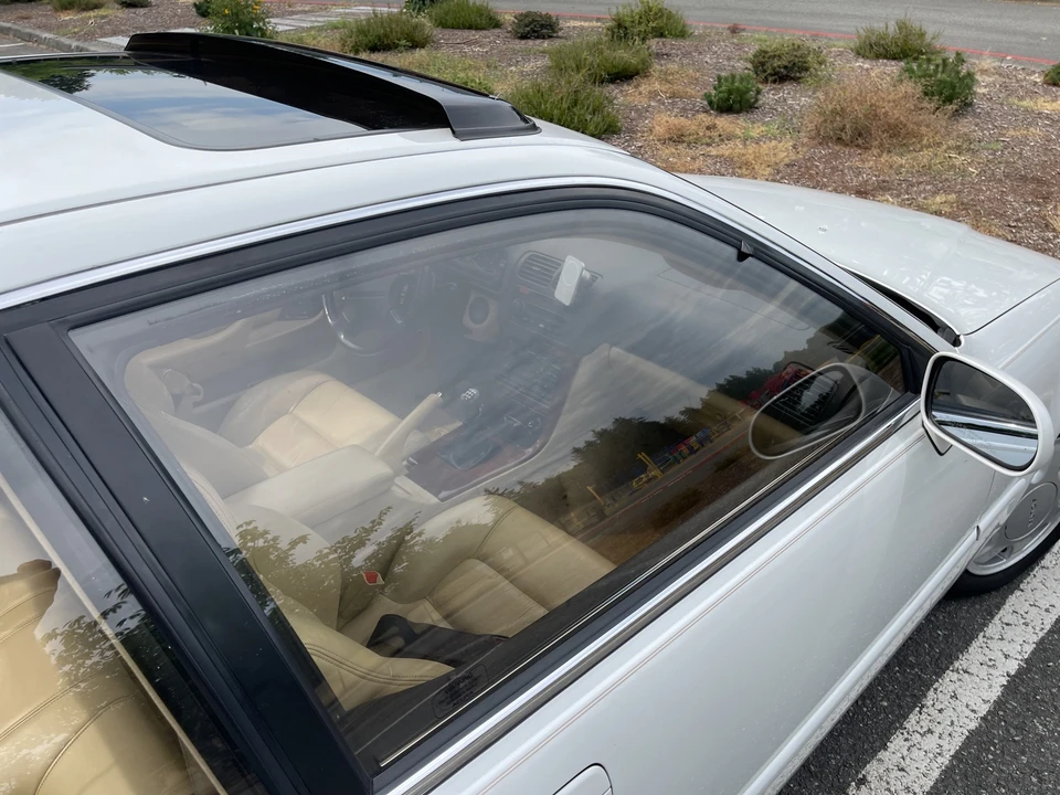 1991 Acura Legend 2nd Gen - Image 16 of 31