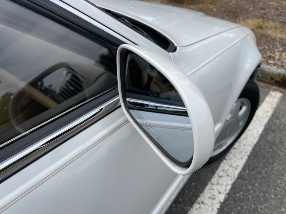1991 Acura Legend 2nd Gen - Image 21 of 31