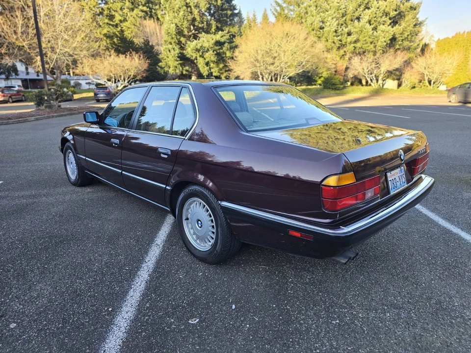 1991 BMW E32 7 Series - Image 13 of 31