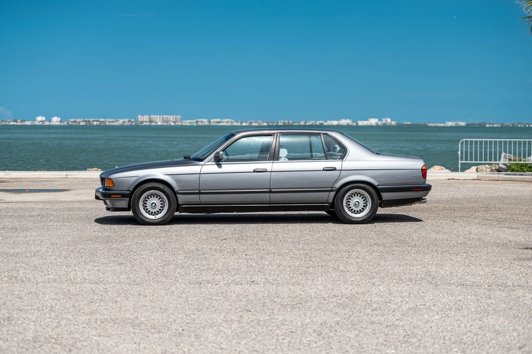 1991 BMW E32 7 Series - Image 18 of 31