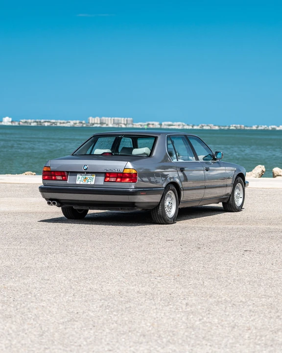 1991 BMW E32 7 Series - Image 10 of 31