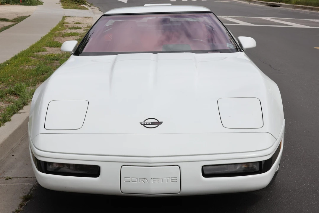 1991 Chevrolet Corvette C4 ZR1 - Image 17 of 31