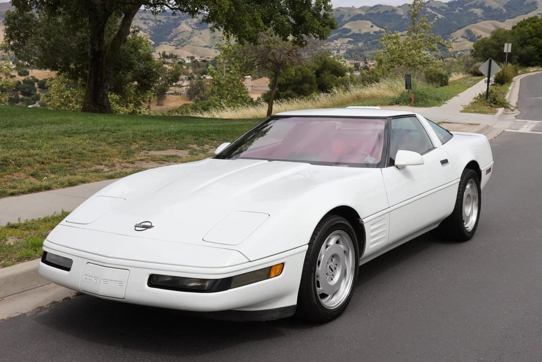 1991 Chevrolet Corvette C4 ZR1 - Image 3 of 31