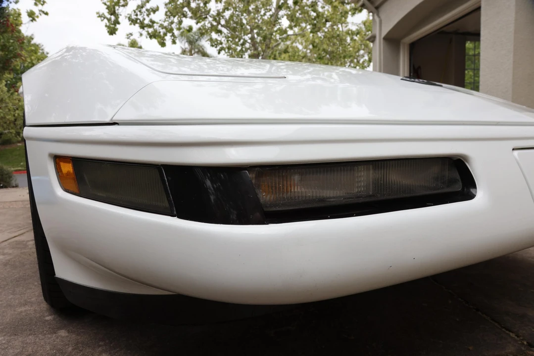 1991 Chevrolet Corvette C4 ZR1 - Image 26 of 31