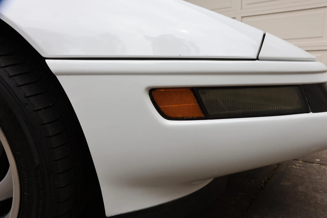 1991 Chevrolet Corvette C4 ZR1 - Image 28 of 31