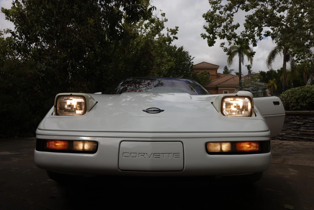 1991 Chevrolet Corvette C4 ZR1 - Image 20 of 31