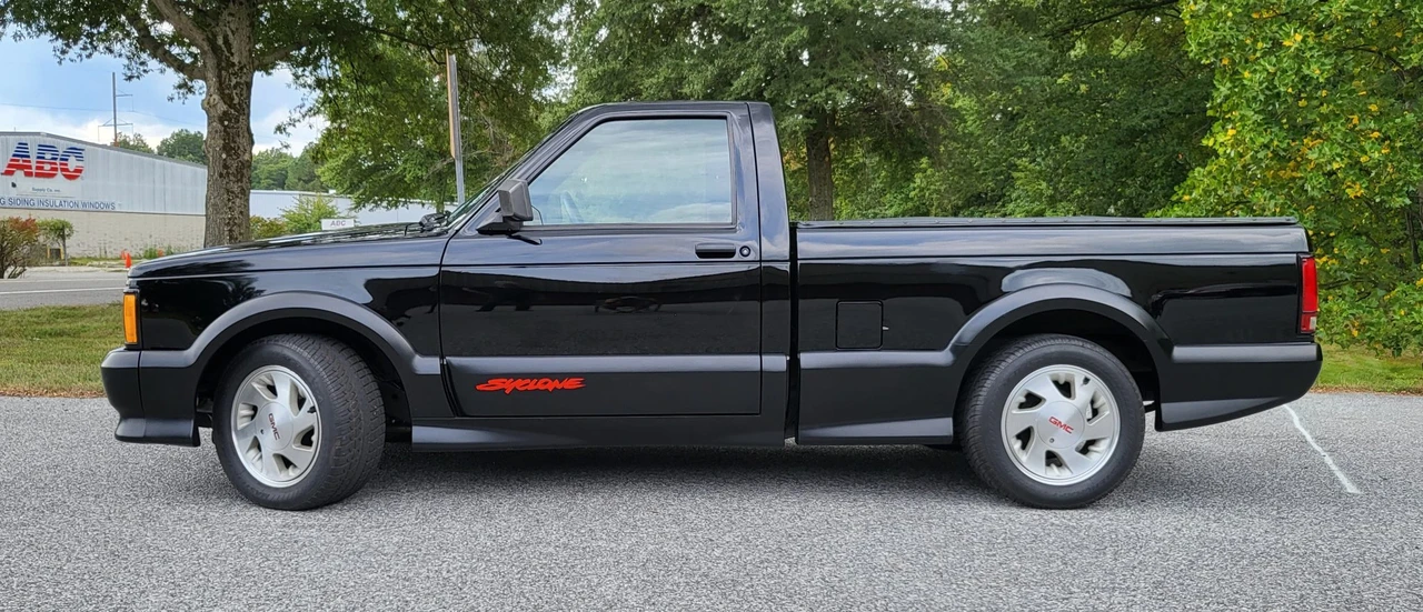 1991 GMC Syclone - Image 7 of 31