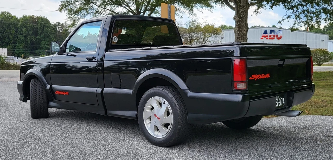 1991 GMC Syclone - Image 8 of 31