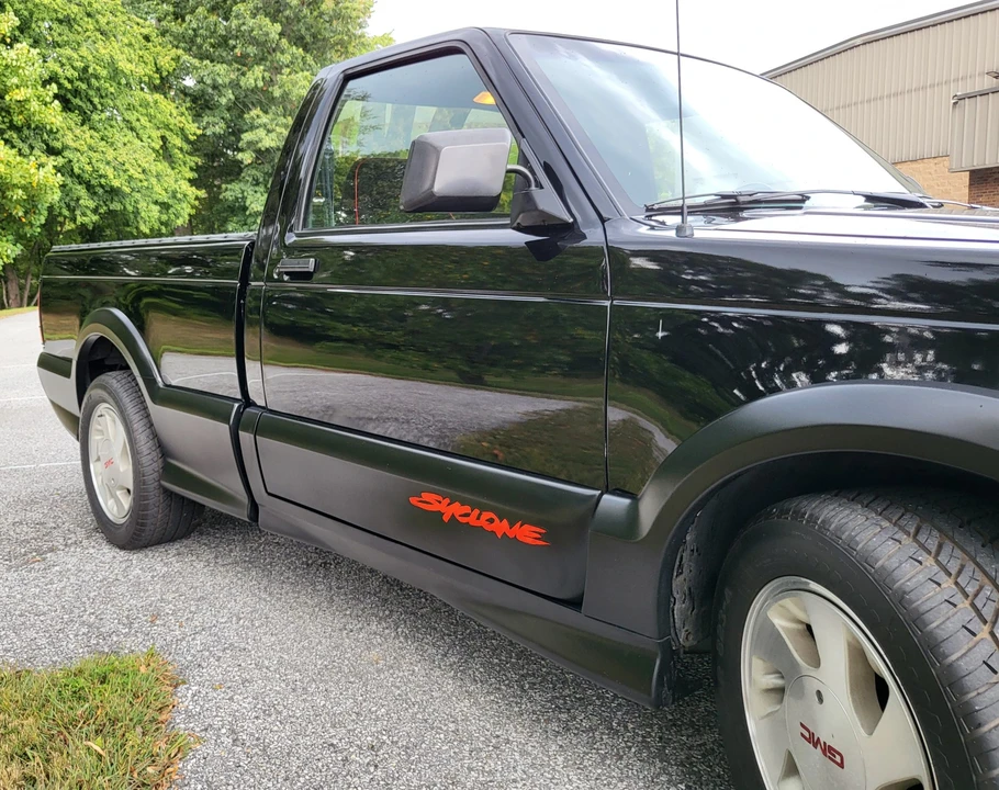 1991 GMC Syclone - Image 17 of 31