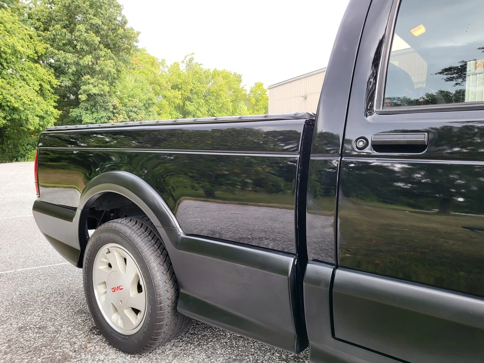 1991 GMC Syclone - Image 22 of 31