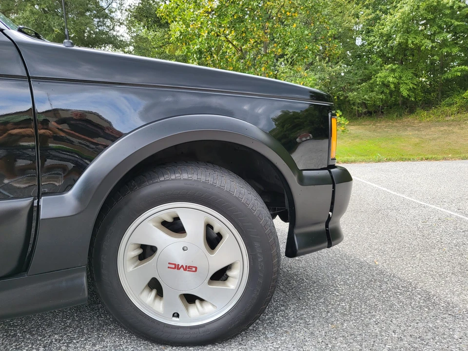 1991 GMC Syclone - Image 24 of 31