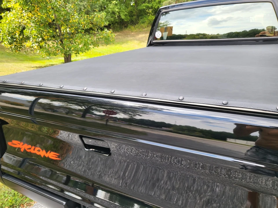 1991 GMC Syclone - Image 30 of 31