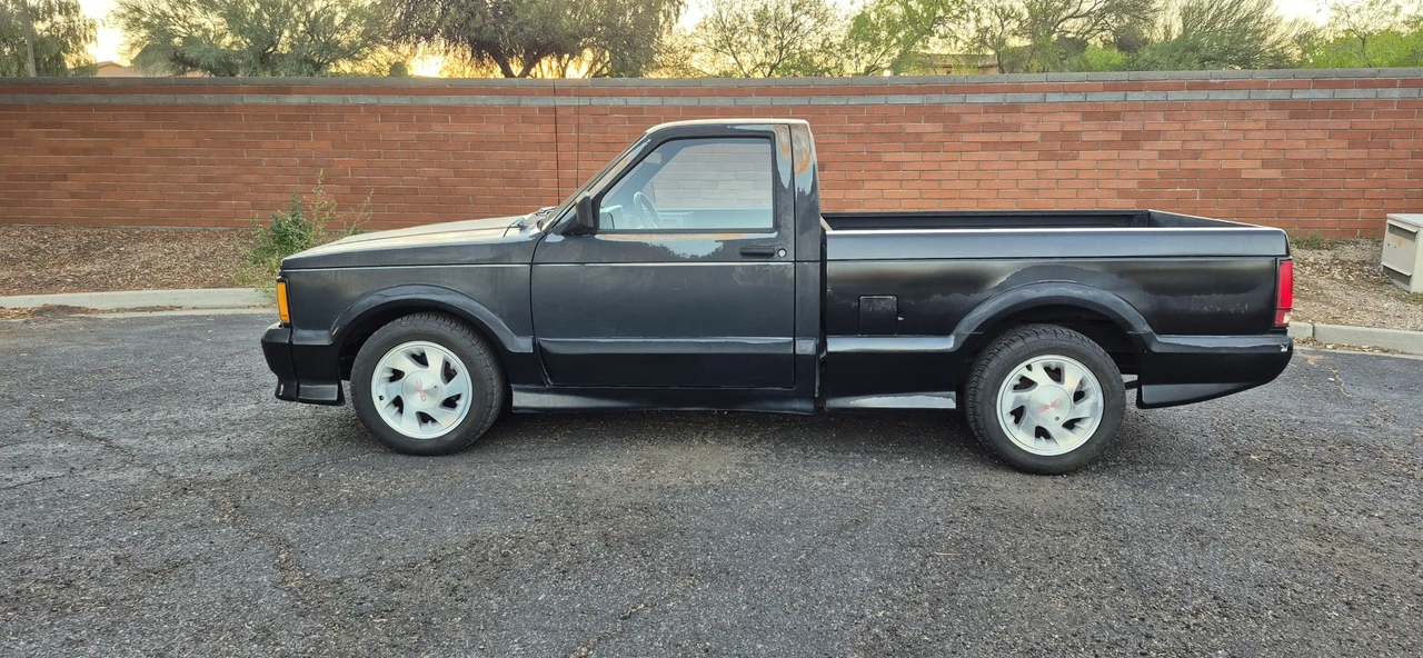 1991 GMC Syclone - Image 6 of 31