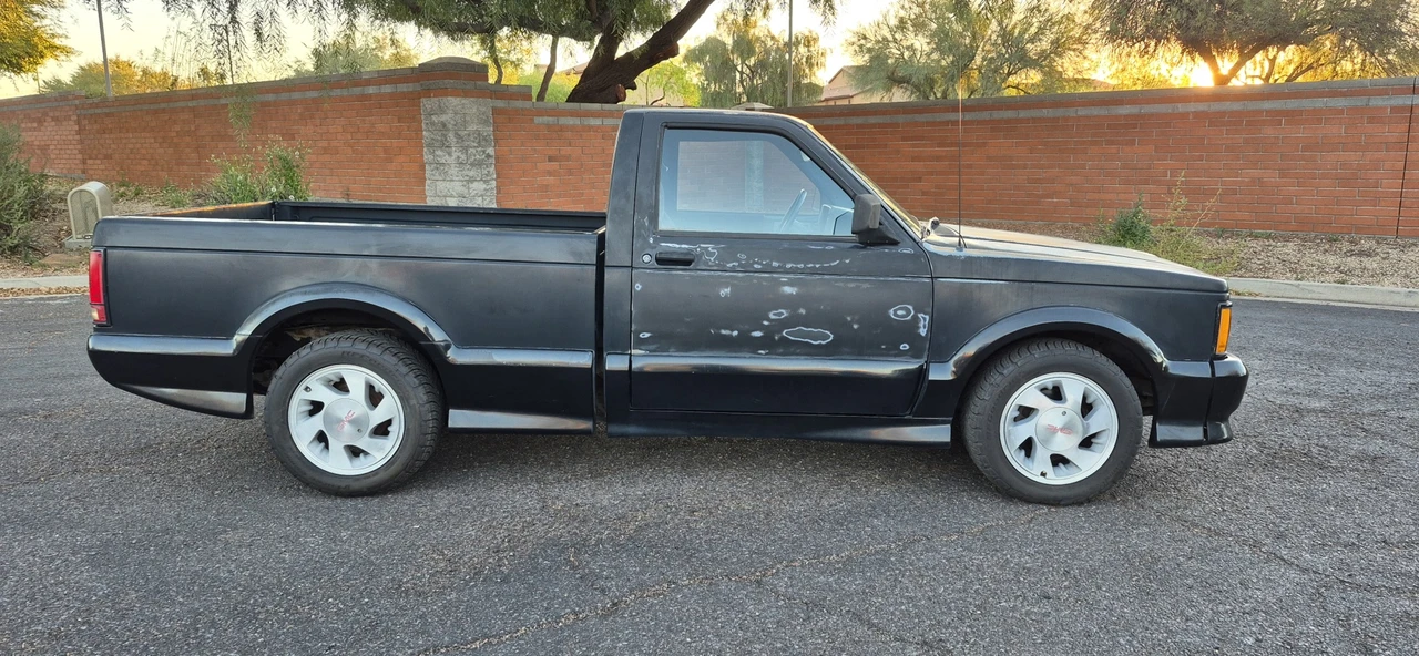 1991 GMC Syclone - Image 13 of 31