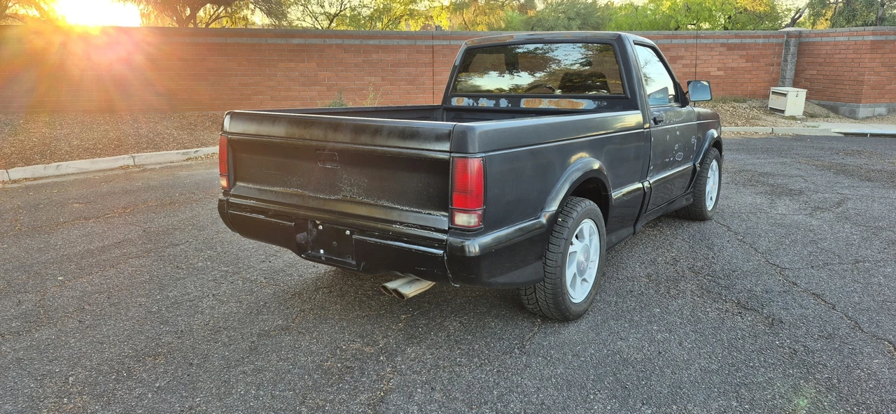 1991 GMC Syclone - Image 11 of 31