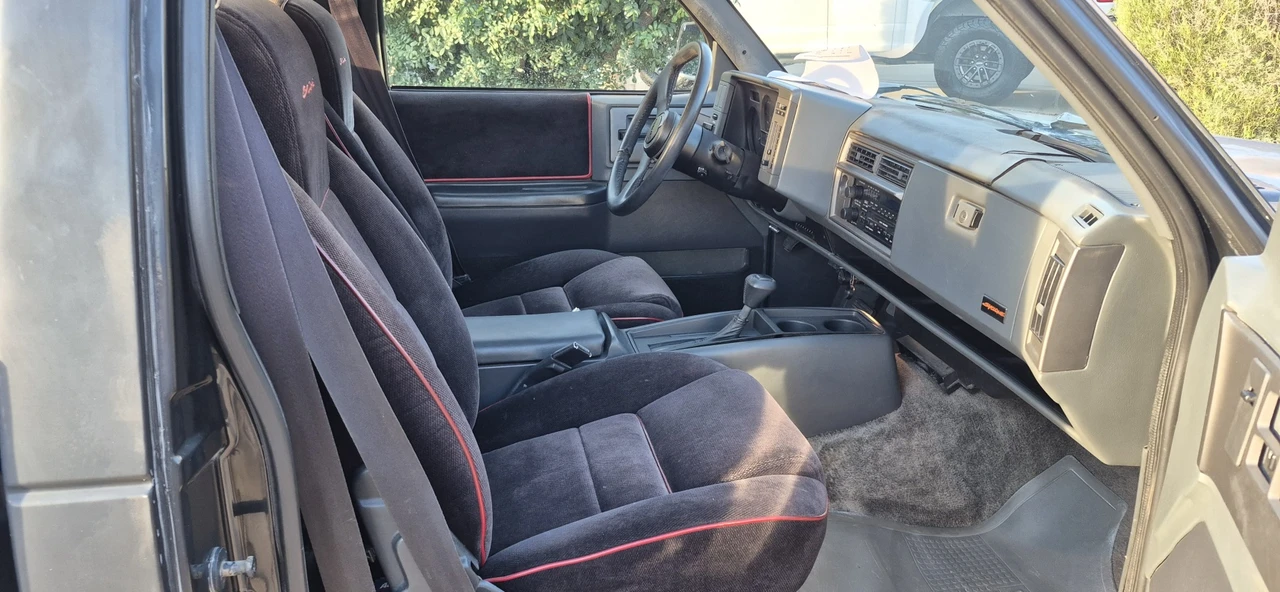 1991 GMC Syclone - Image 26 of 31