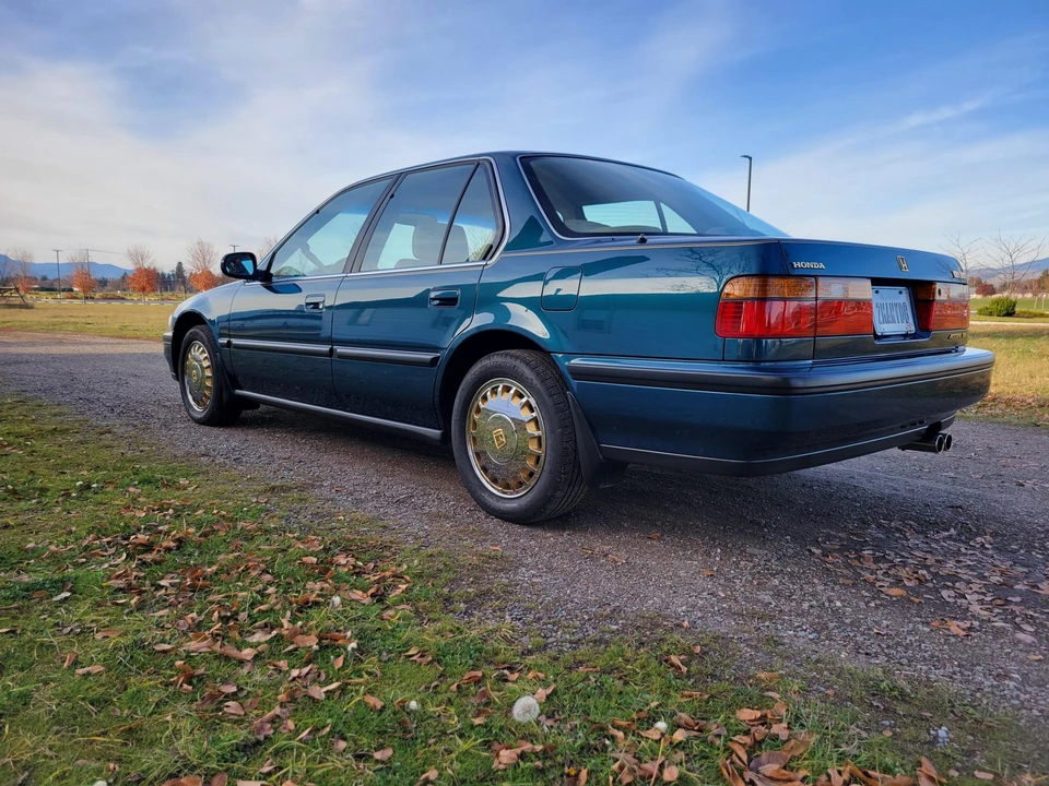 1991 Honda Accord 4th Gen - Image 14 of 31