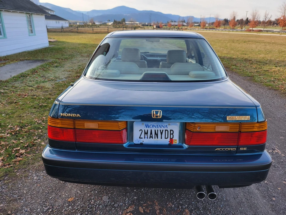 1991 Honda Accord 4th Gen - Image 12 of 31