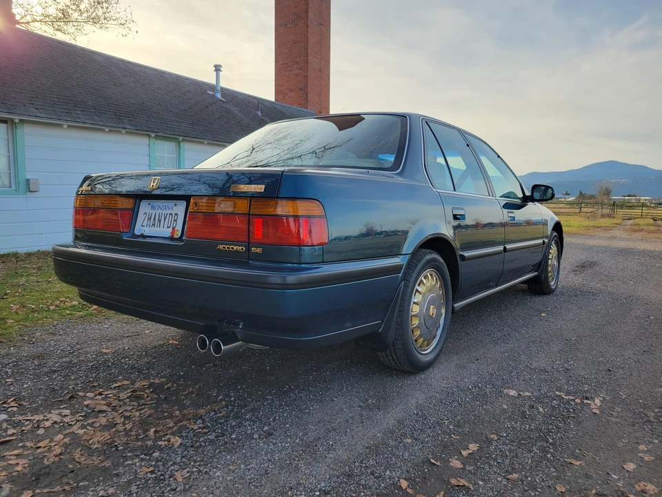 1991 Honda Accord 4th Gen - Image 10 of 31