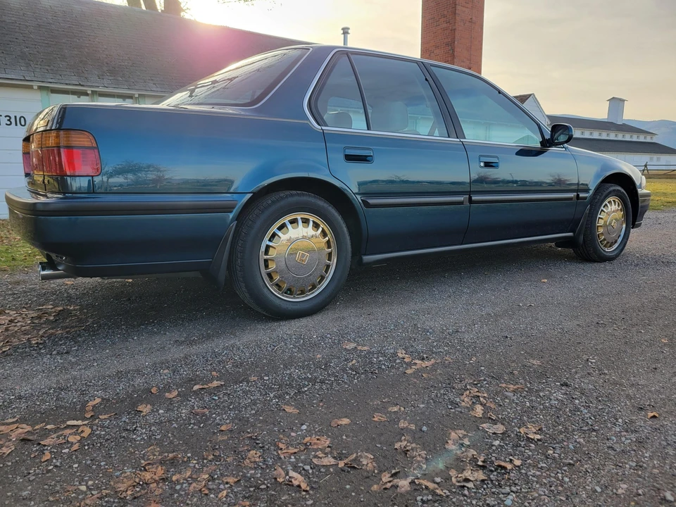 1991 Honda Accord 4th Gen - Image 9 of 31