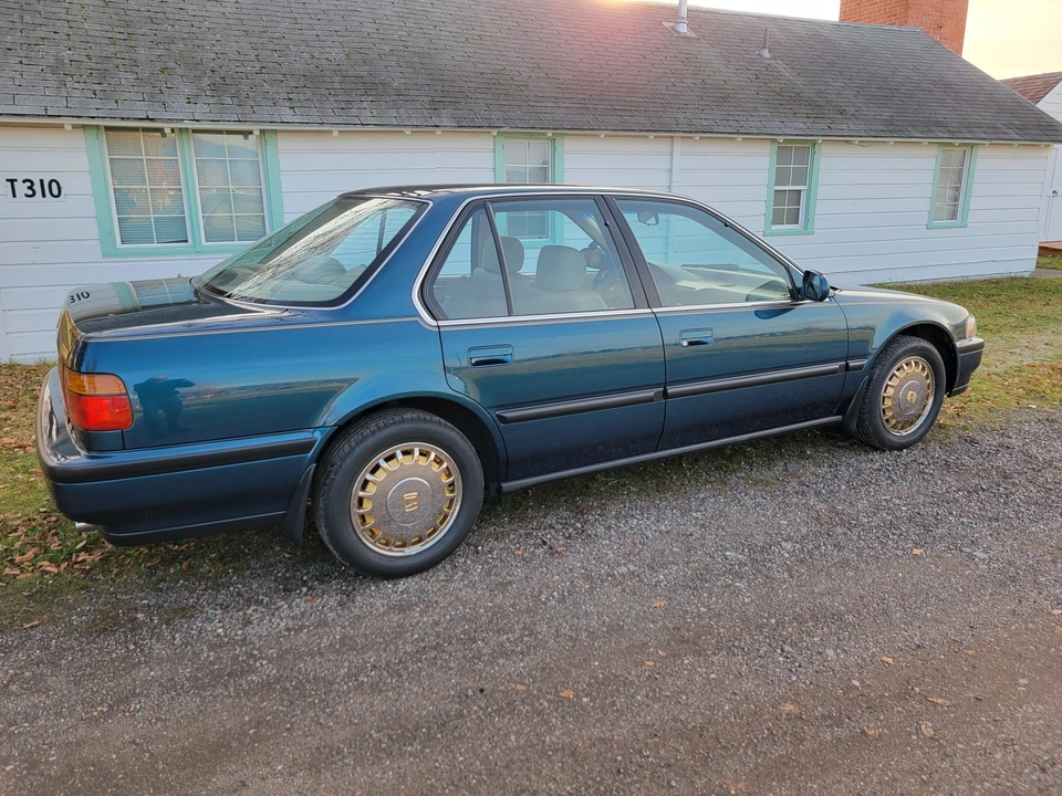 1991 Honda Accord 4th Gen - Image 7 of 31