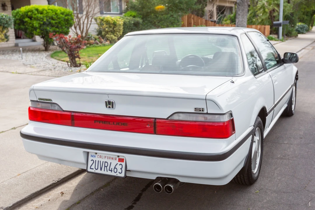 1991 Honda Prelude 3rd Gen - Image 8 of 31