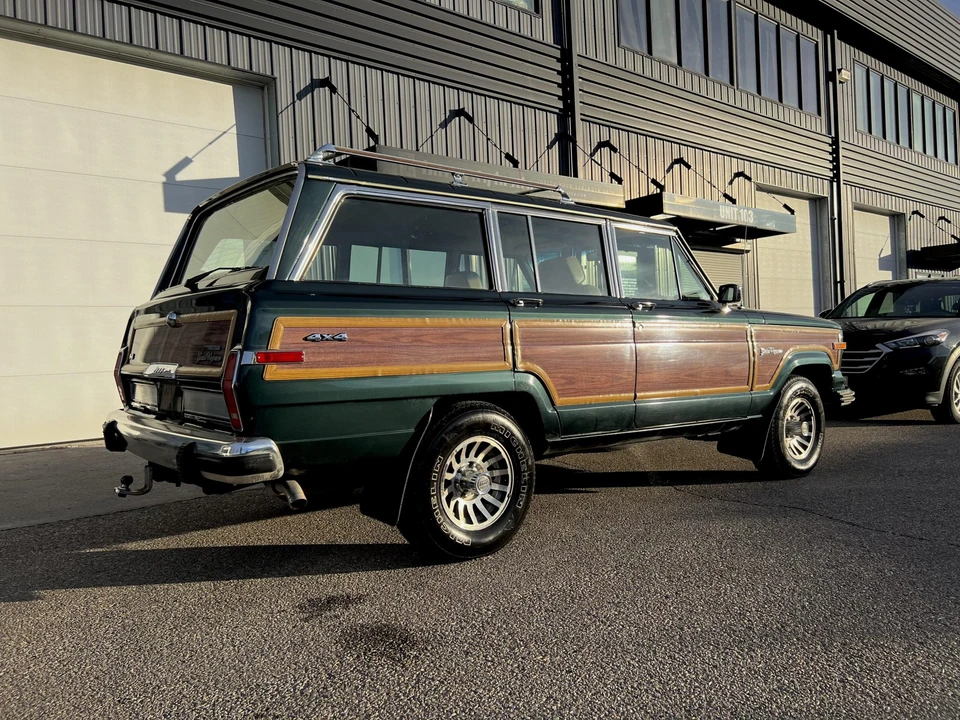 1991 Jeep SJ Grand Wagoneer - Image 7 of 31