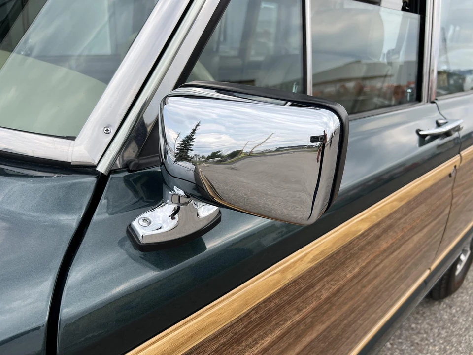 1991 Jeep SJ Grand Wagoneer - Image 14 of 31