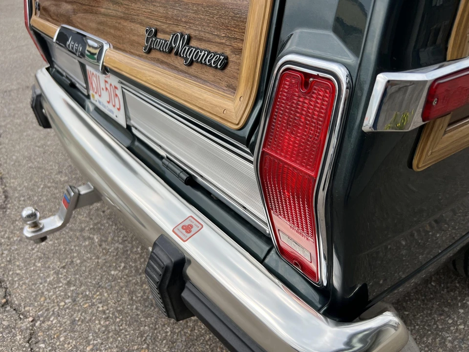 1991 Jeep SJ Grand Wagoneer - Image 21 of 31