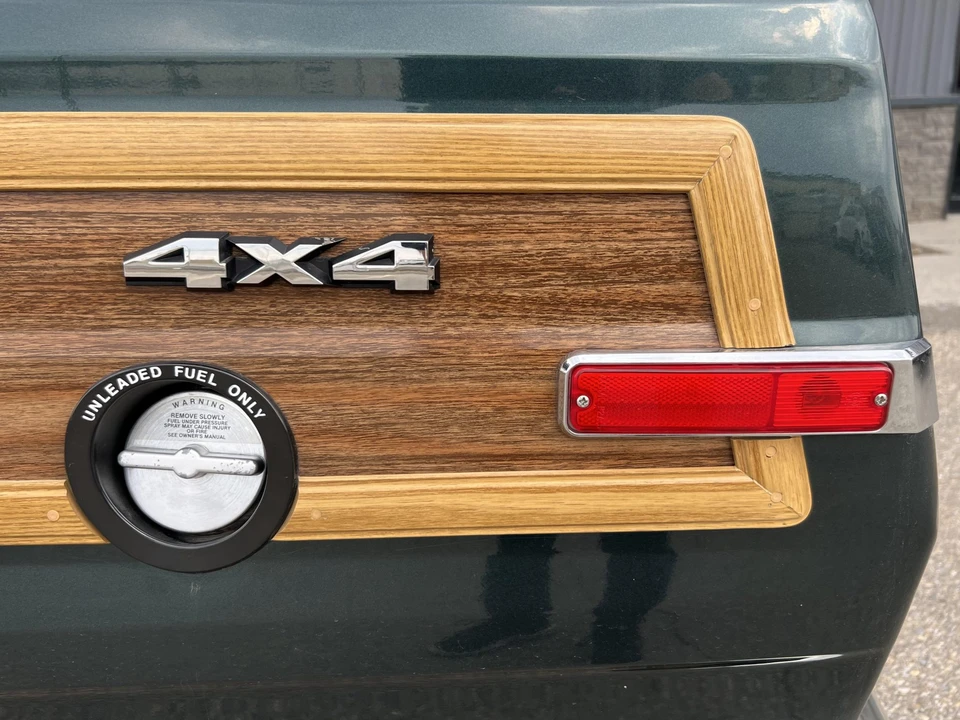 1991 Jeep SJ Grand Wagoneer - Image 18 of 31