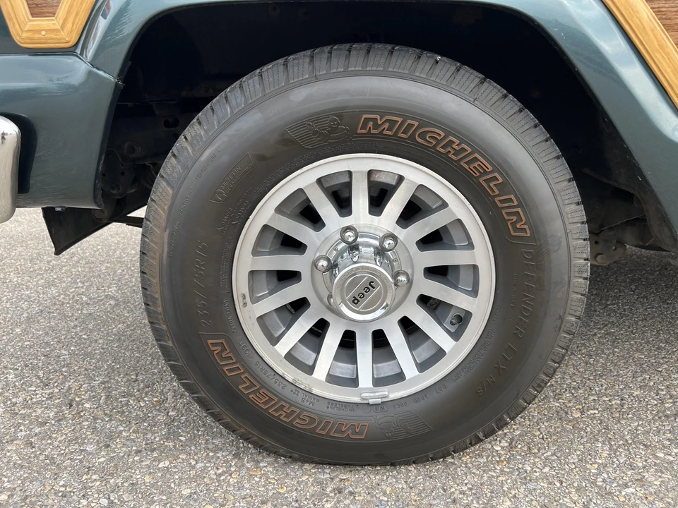 1991 Jeep SJ Grand Wagoneer - Image 28 of 31