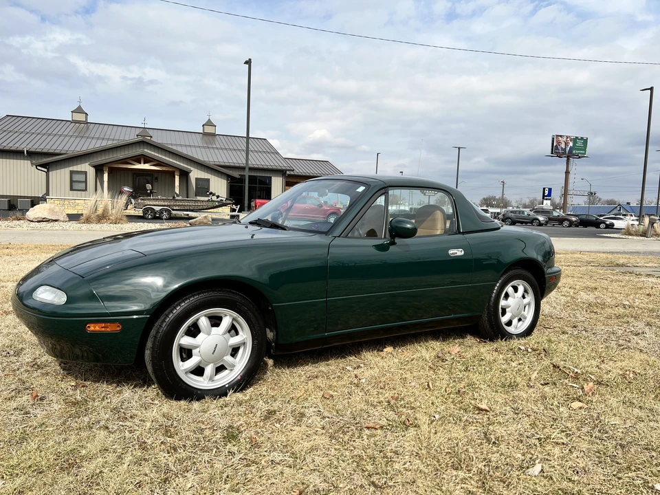 1991 Mazda NA MX-5 Miata - Image 3 of 31