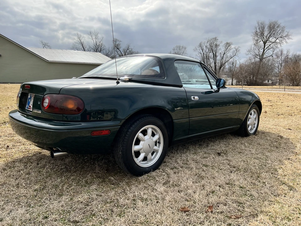 1991 Mazda NA MX-5 Miata - Image 8 of 31