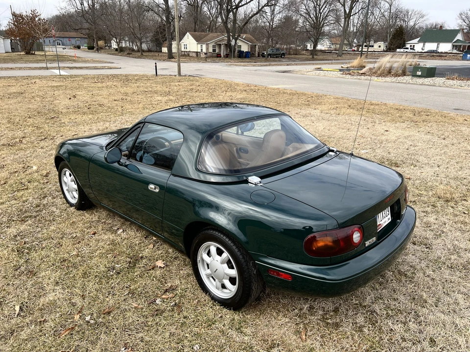 1991 Mazda NA MX-5 Miata - Image 5 of 31