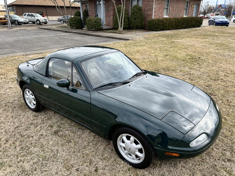 1991 Mazda NA MX-5 Miata - Image 9 of 31