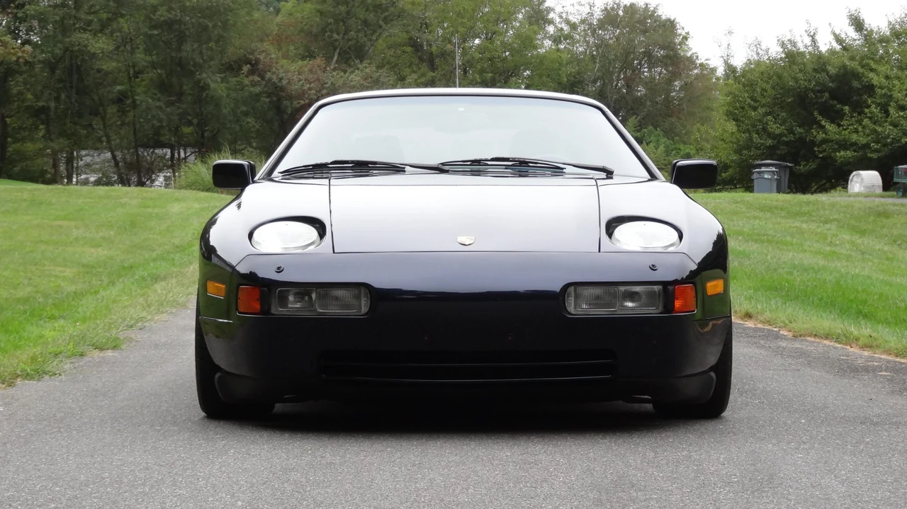 1991 Porsche 928 GT - Image 8 of 31