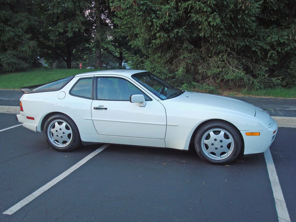 1991 Porsche 944 S2 - Image 11 of 31
