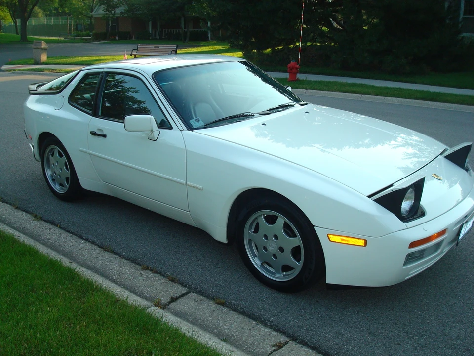1991 Porsche 944 S2 - Image 14 of 31